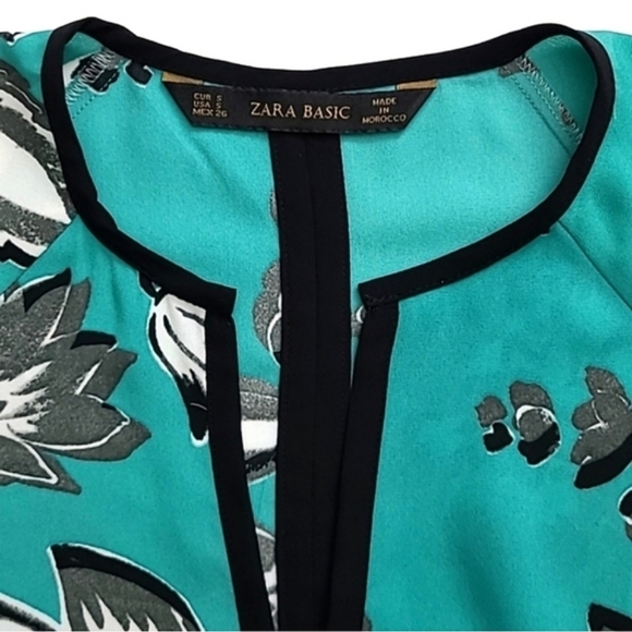 ZARA Basic Kimono Sleeves Large Floral Print Teal Blouse Top V Neckline Sz Small - Picture 4 of 9
